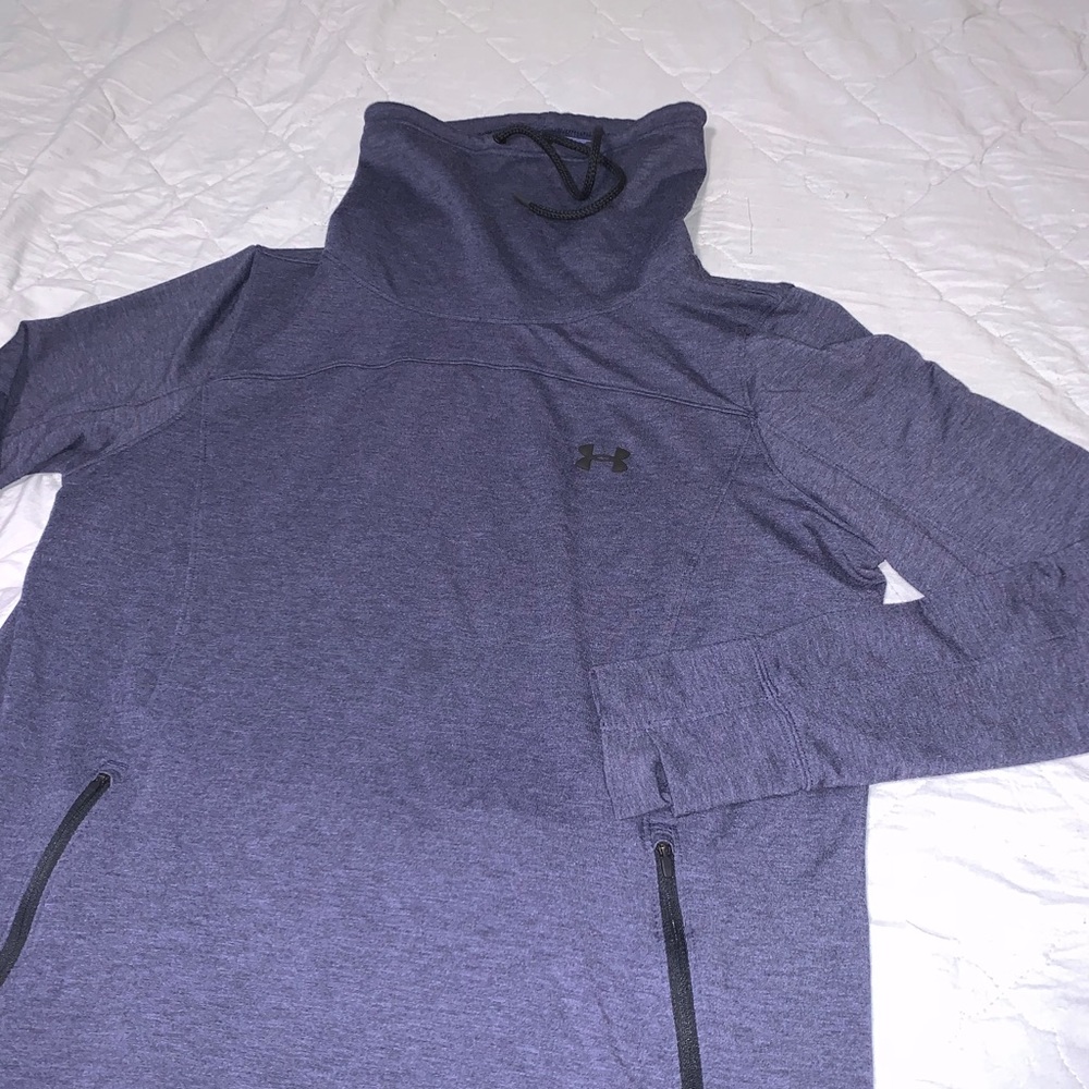 Under Armour Pull Over